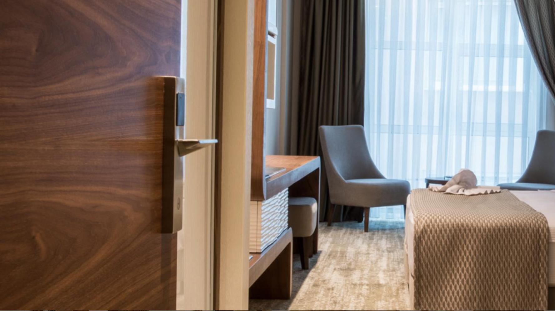 Hotel Ramada By Wyndham Gemli̇K Gemlik Habitación foto